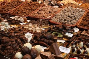 Read more about the article Можно ли ежикам есть шоколад?  Что тебе нужно знать!