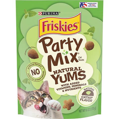 Лакомства для кошек Friskies Party Mix Natural Yums со вкусом кошачьей мяты
